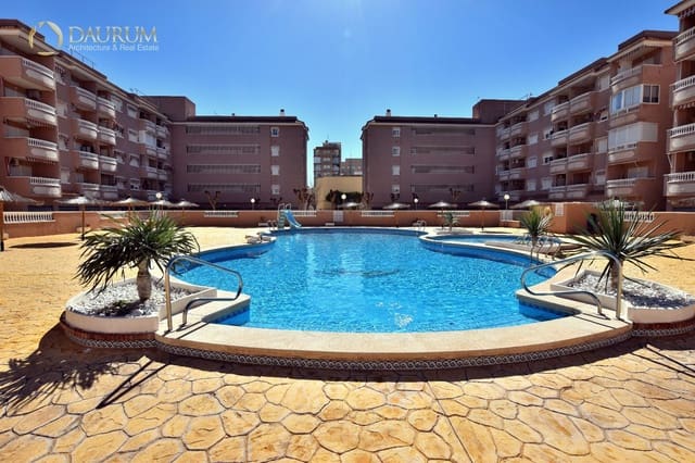 2 soveværelse Penthouse til salg i Santa Pola med swimmingpool garage - € 150.000 (Ref: 9631378)