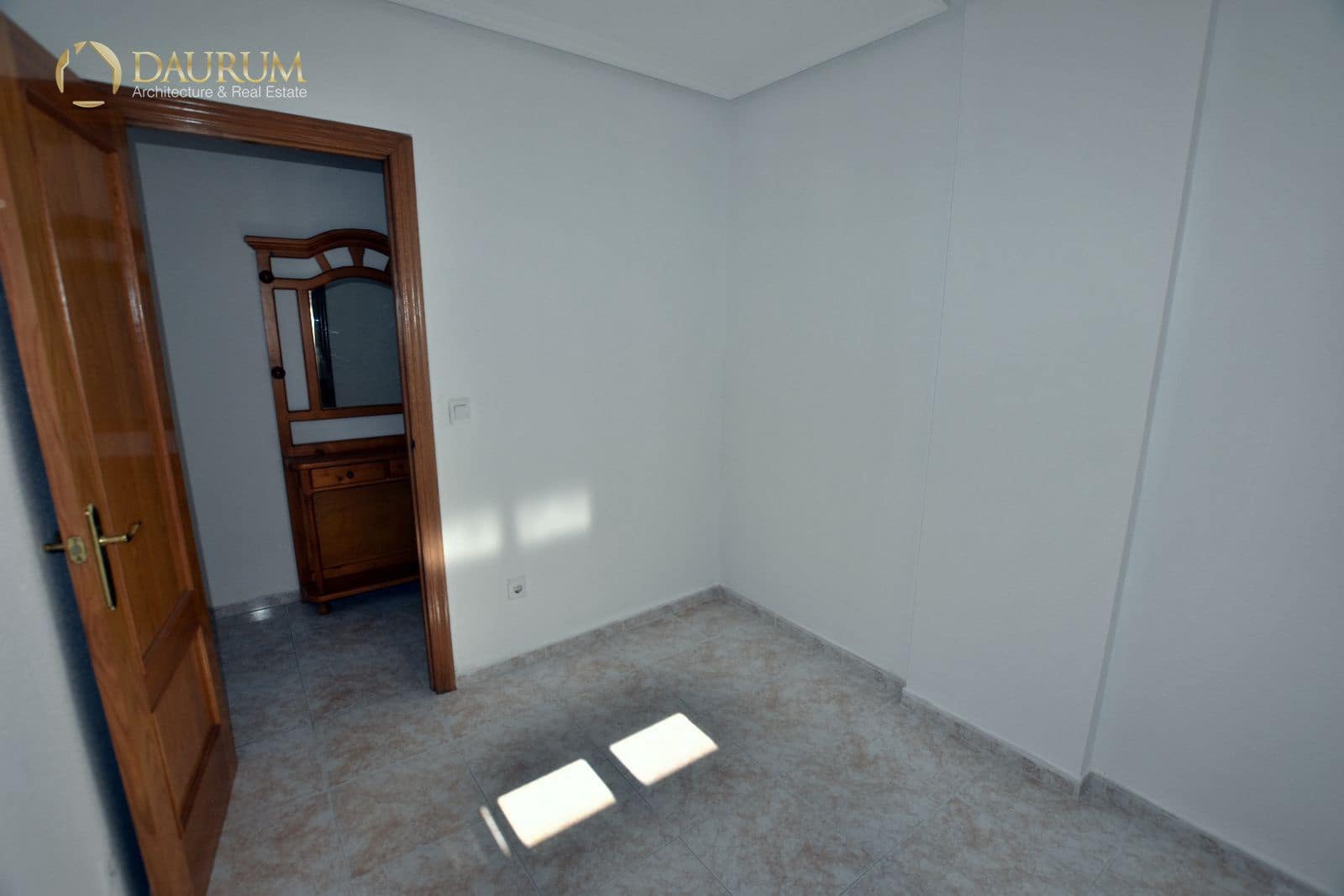 2 soveværelse Penthouse til salg i Santa Pola med swimmingpool garage - € 150.000 (Ref: 9631378)