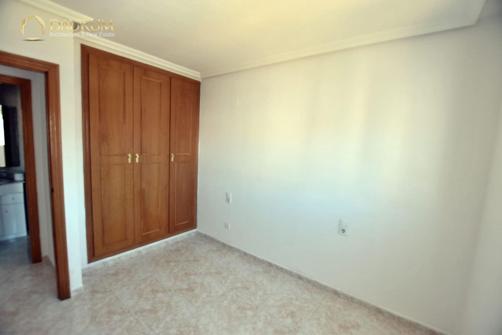 2 soveværelse Penthouse til salg i Santa Pola med swimmingpool garage - € 150.000 (Ref: 9631378)