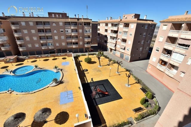 2 soveværelse Penthouse til salg i Santa Pola med swimmingpool garage - € 150.000 (Ref: 9631378)
