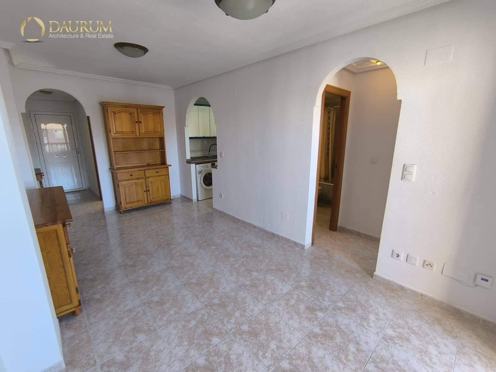 2 soveværelse Penthouse til salg i Santa Pola med swimmingpool garage - € 150.000 (Ref: 9631378)