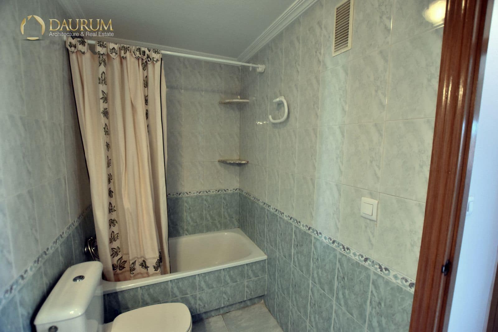 2 soveværelse Penthouse til salg i Santa Pola med swimmingpool garage - € 150.000 (Ref: 9631378)