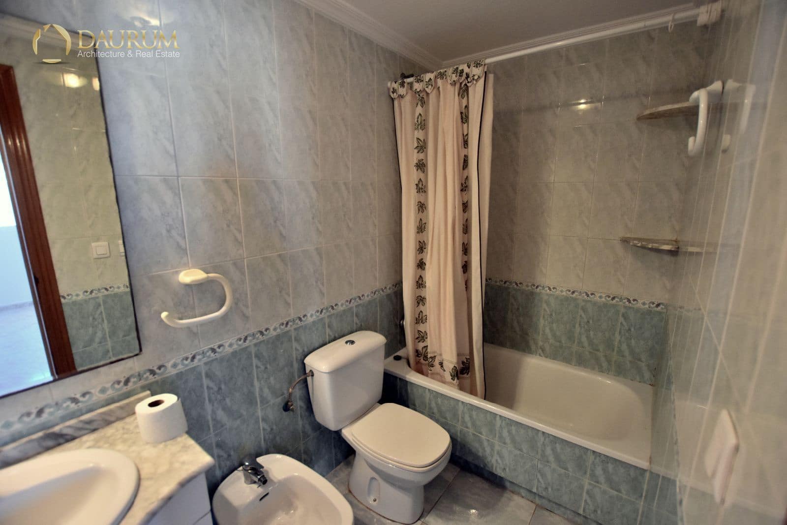 2 soveværelse Penthouse til salg i Santa Pola med swimmingpool garage - € 150.000 (Ref: 9631378)