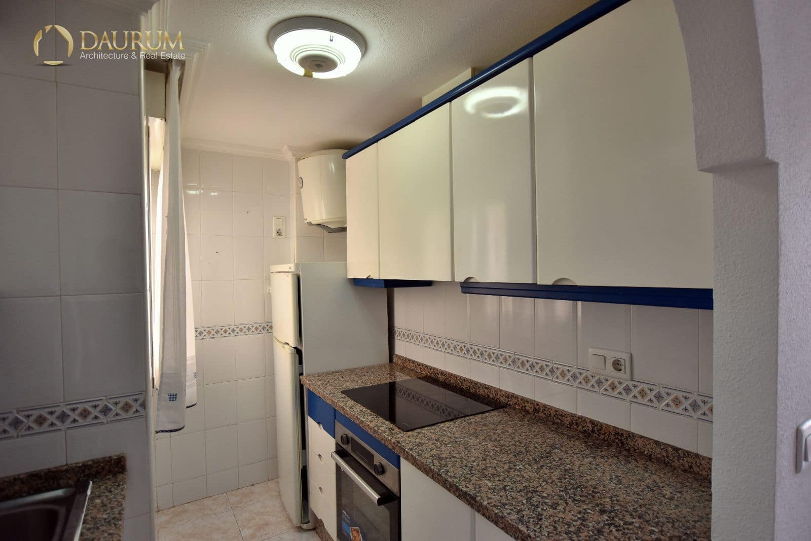 2 soveværelse Penthouse til salg i Santa Pola med swimmingpool garage - € 150.000 (Ref: 9631378)