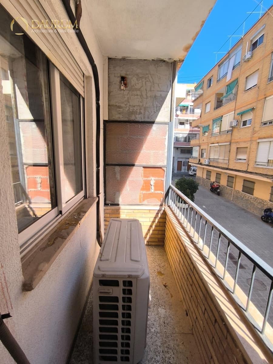 3 makuuhuone Asunto myytävänä paikassa Alicante kaupunki - 155 000 € (Ref: 9631545)