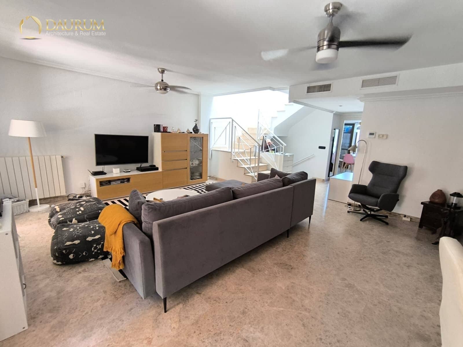 6 bedroom Townhouse for sale in Muchamiel / Mutxamel with pool garage - € 495,000 (Ref: 9646091)