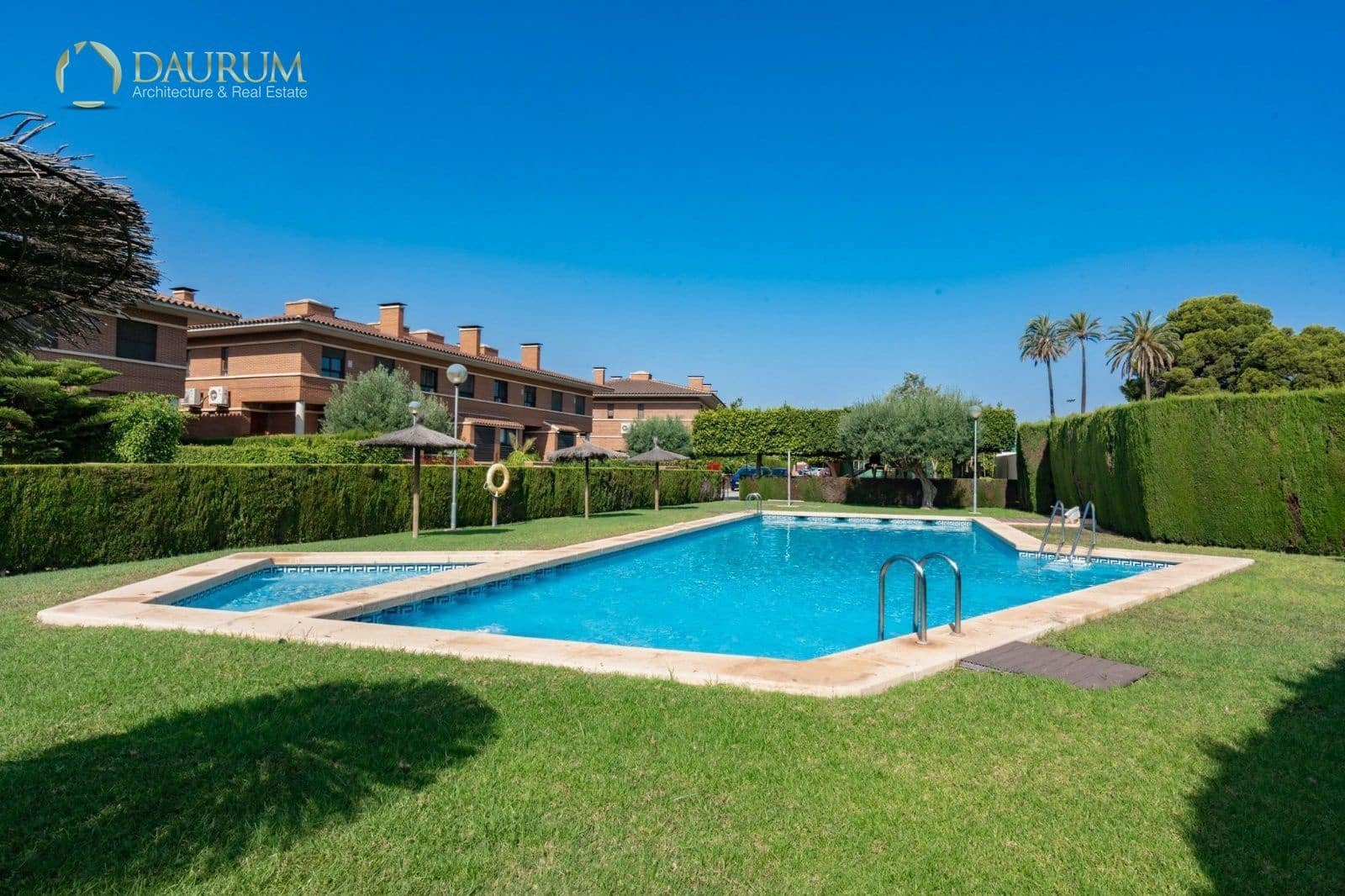 6 bedroom Townhouse for sale in Muchamiel / Mutxamel with pool garage - € 495,000 (Ref: 9646091)