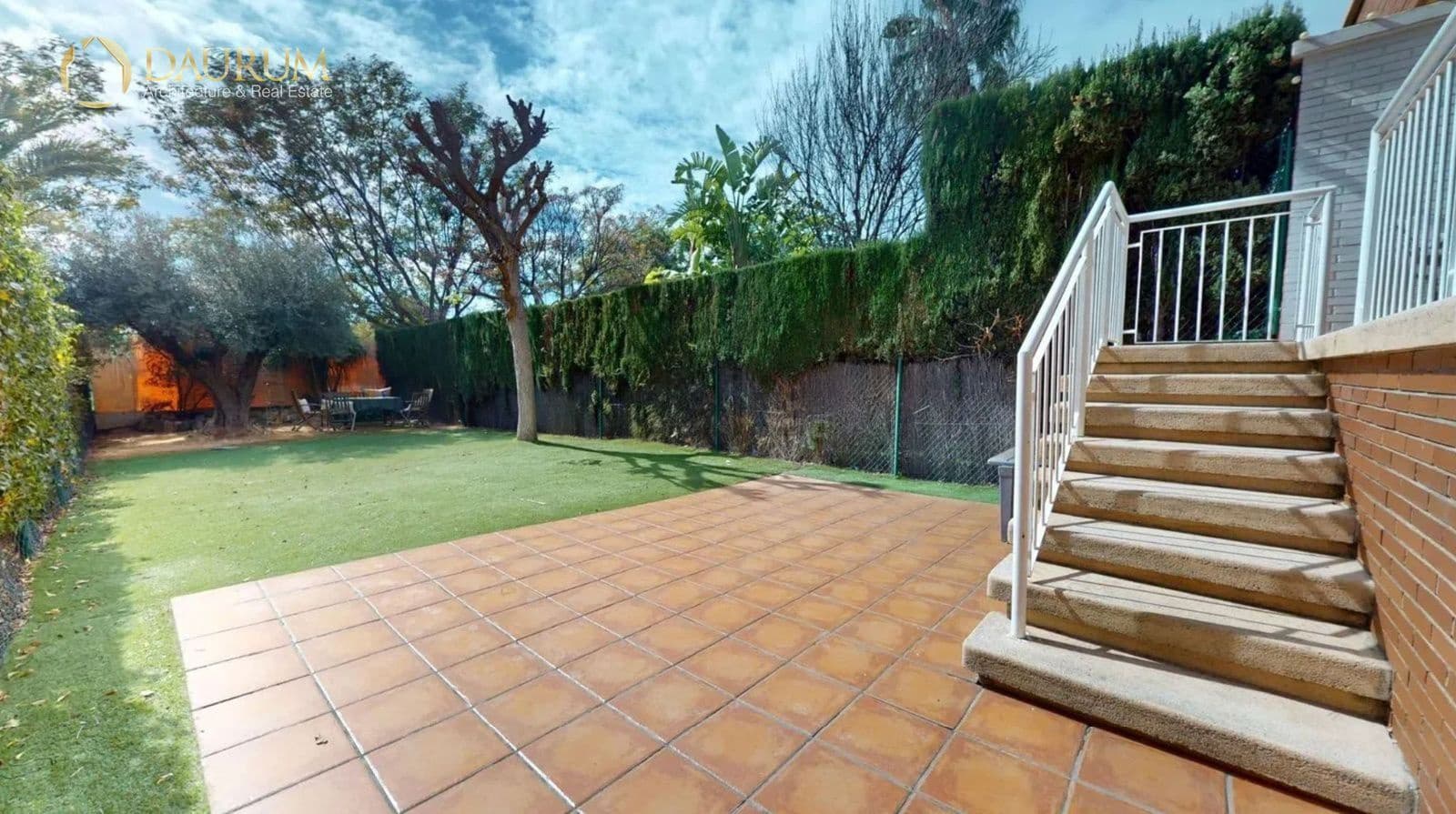 6 bedroom Townhouse for sale in Muchamiel / Mutxamel with pool garage - € 495,000 (Ref: 9646091)