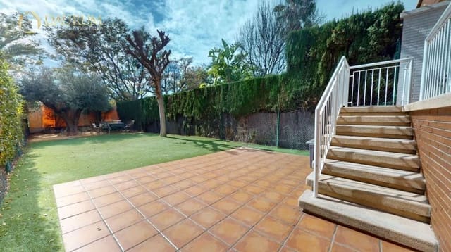 6 bedroom Townhouse for sale in Muchamiel / Mutxamel with pool garage - € 495,000 (Ref: 9646091)