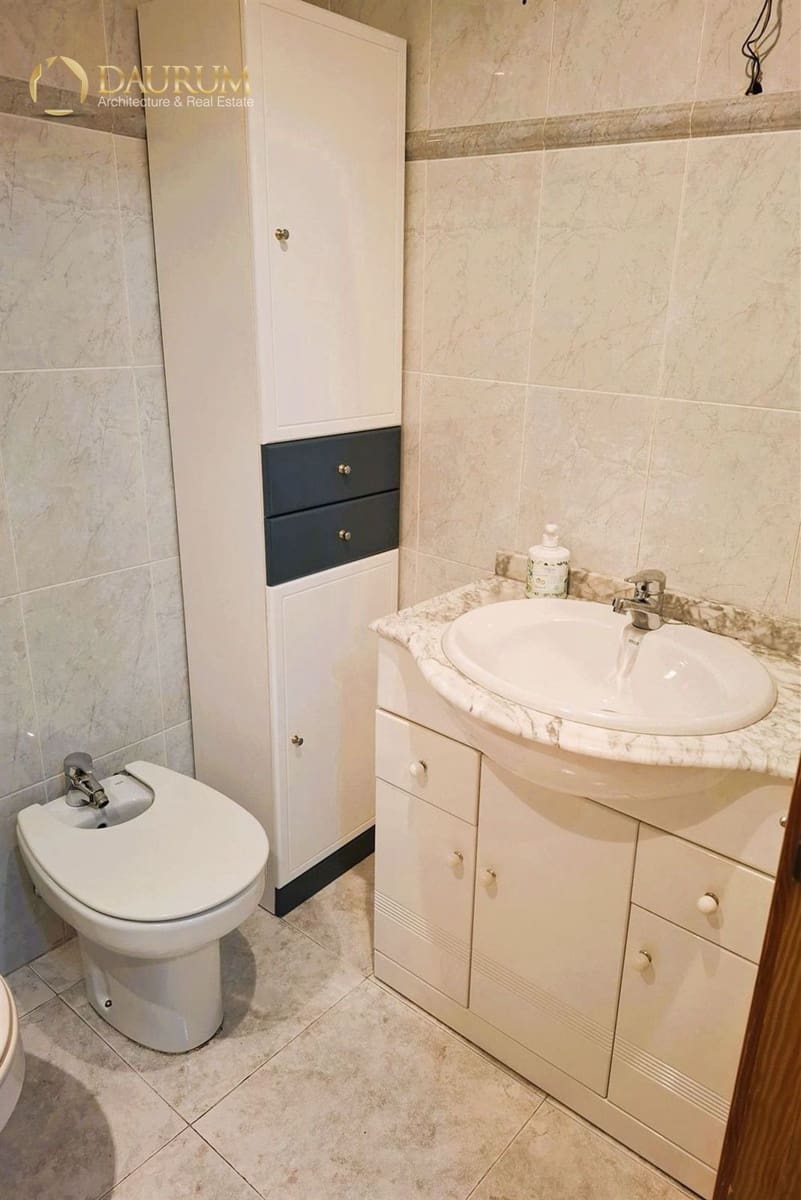 6 Zimmer Haus zu verkaufen in Alicante / Alacant Stadt mit Garage - 460.000 € (Ref: 9646092)