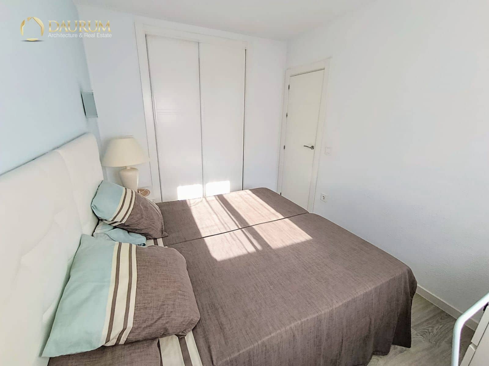 2 quarto Apartamento para venda em Benidorm com piscina garagem - 240 000 € (Ref: 9650593)