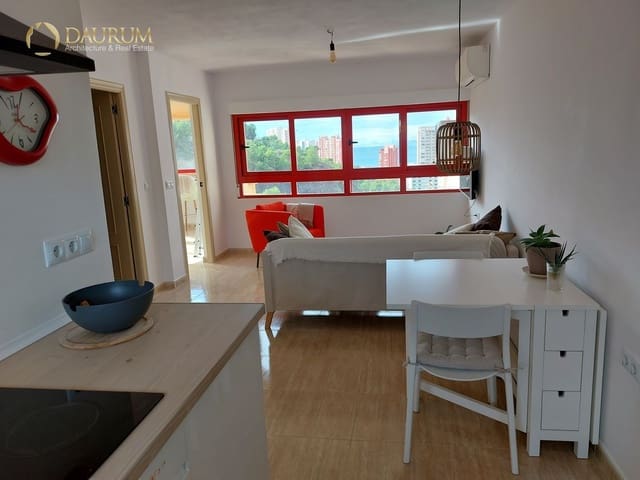 2 makuuhuone Asunto myytävänä paikassa Benidorm mukana uima-altaan 
autotalli - 225 000 € (Ref: 9656608)