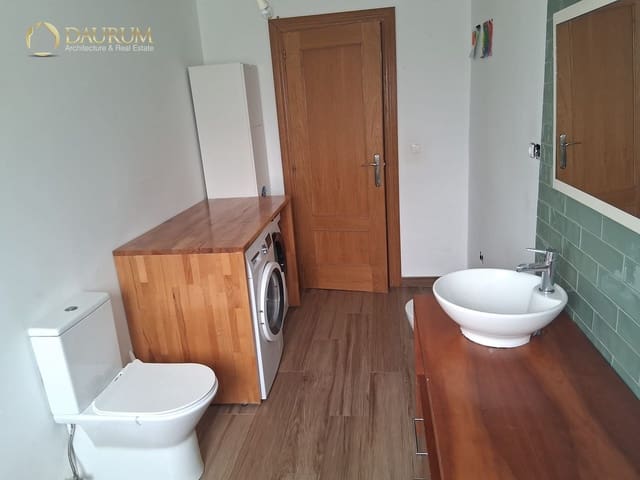 4 makuuhuone Huvila myytävänä paikassa Busot mukana 
autotalli - 295 000 € (Ref: 9656856)