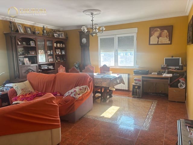 5 bedroom Villa for sale in Ciudad de Asís, Alicante / Alacant city with garage - € 500,000 (Ref: 9656858)