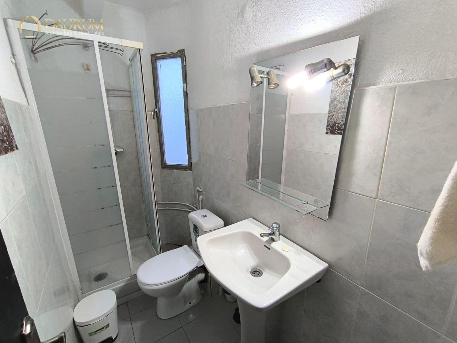 2 makuuhuone Asunto myytävänä paikassa Alicante kaupunki - 124 000 € (Ref: 9665259)