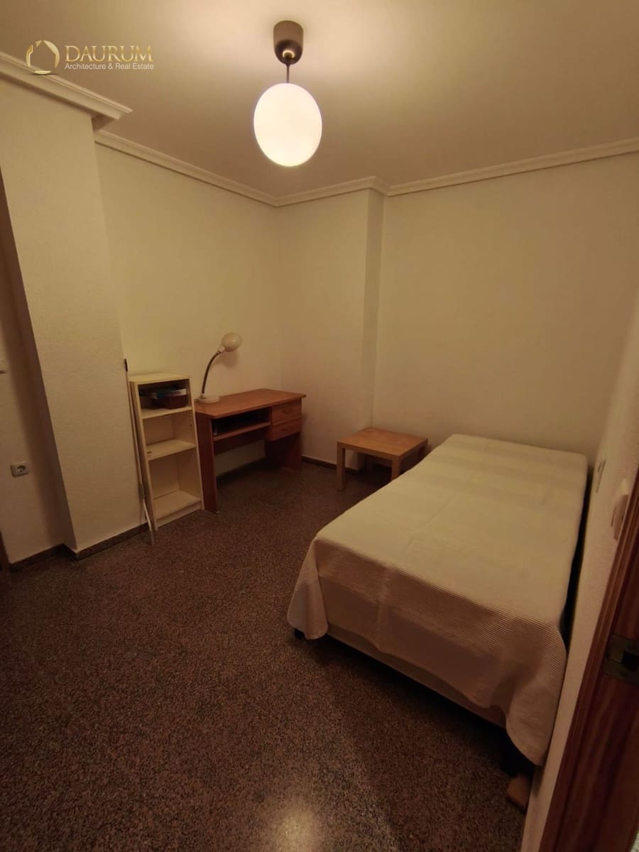 Piso de 3 habitaciones en Santa Pola en venta - 229.000 € (Ref: 9665260)