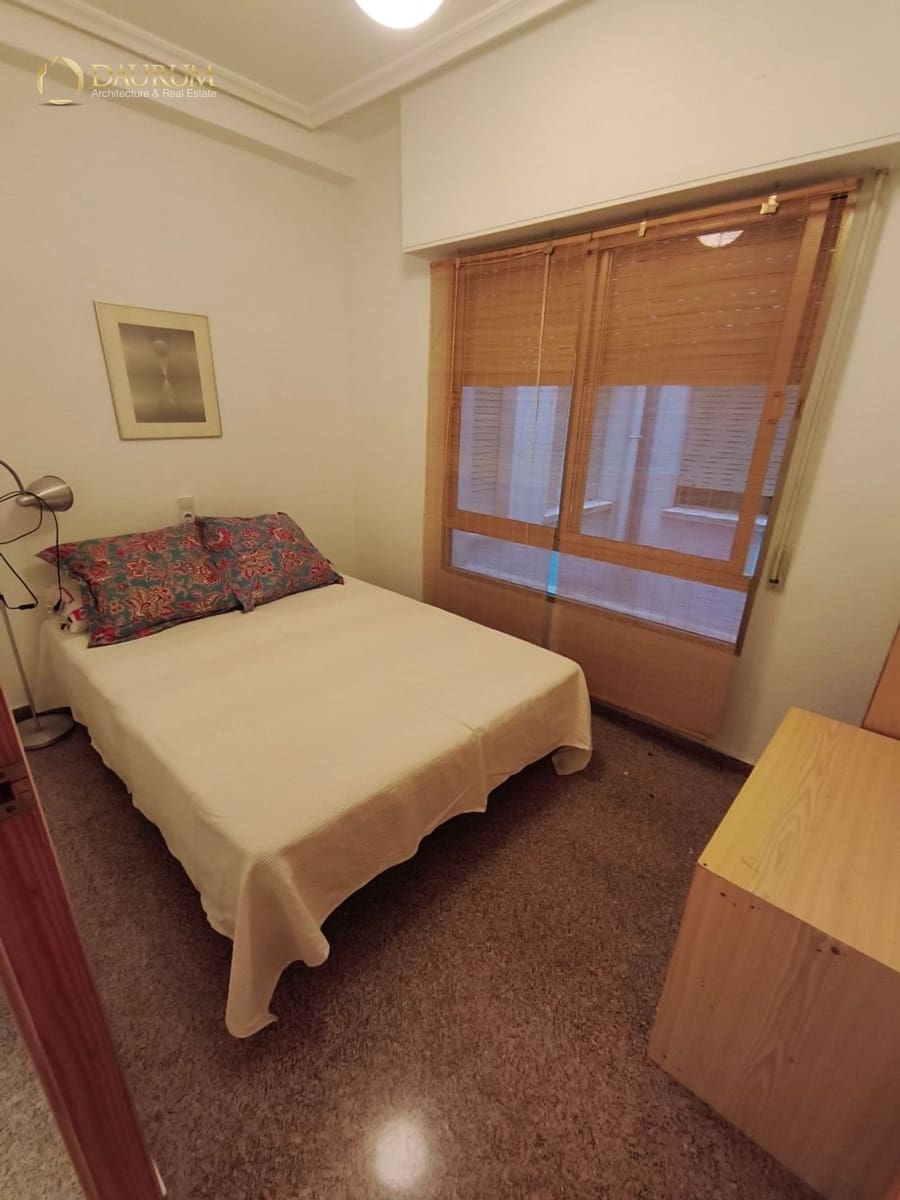 Piso de 3 habitaciones en Santa Pola en venta - 229.000 € (Ref: 9665260)