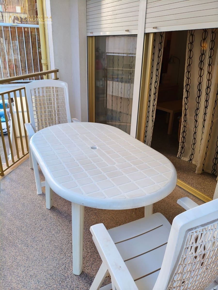 Piso de 3 habitaciones en Santa Pola en venta - 229.000 € (Ref: 9665260)