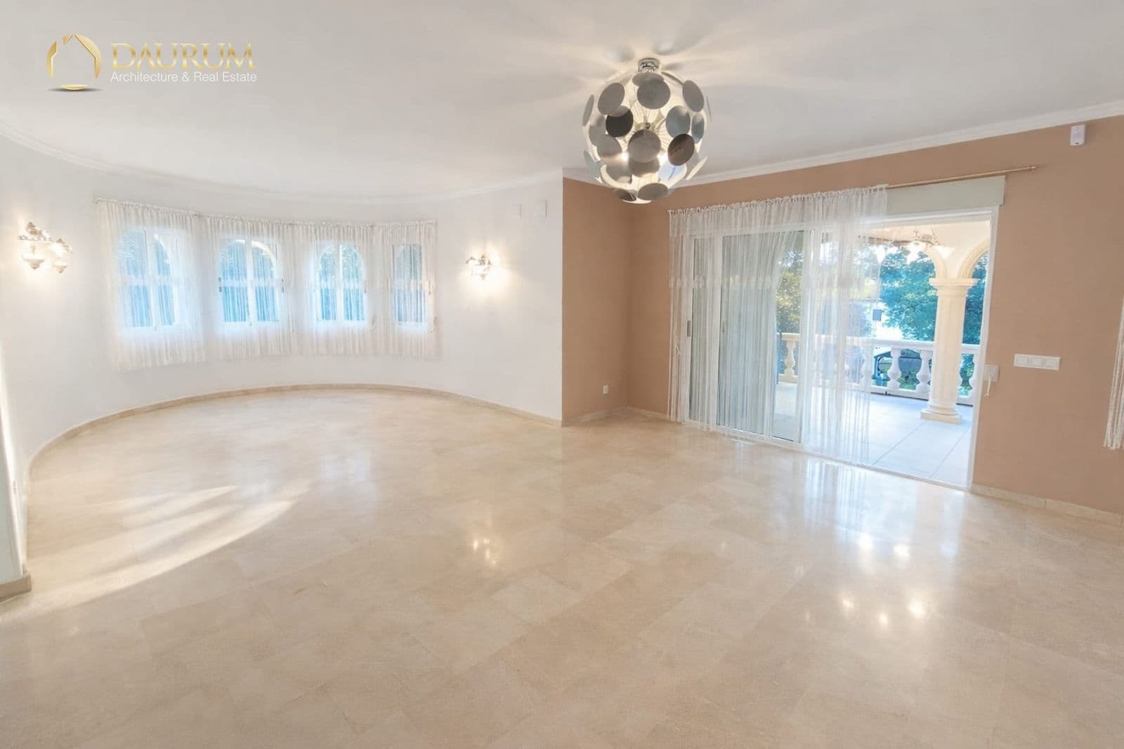 4 makuuhuone Huvila myytävänä paikassa Barranco Hondo mukana uima-altaan 
autotalli - 550 000 € (Ref: 9665261)