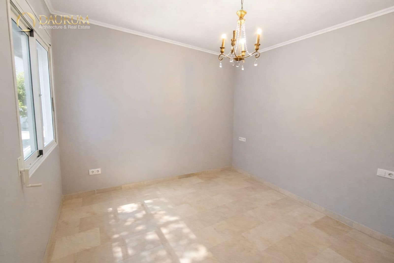 4 makuuhuone Huvila myytävänä paikassa Barranco Hondo mukana uima-altaan 
autotalli - 550 000 € (Ref: 9665261)