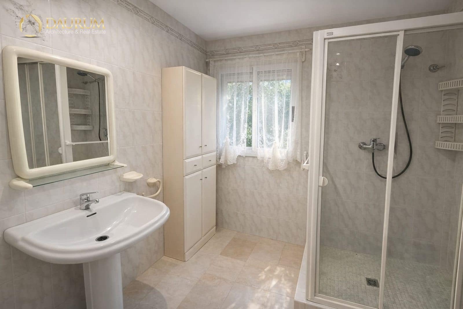 4 makuuhuone Huvila myytävänä paikassa Barranco Hondo mukana uima-altaan 
autotalli - 550 000 € (Ref: 9665261)