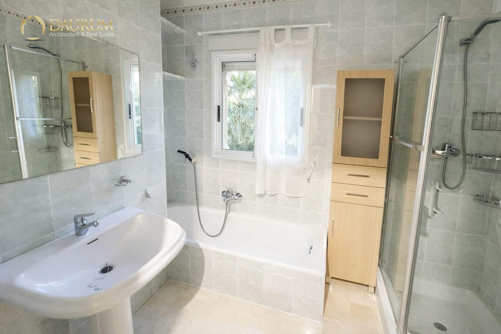 4 makuuhuone Huvila myytävänä paikassa Barranco Hondo mukana uima-altaan 
autotalli - 550 000 € (Ref: 9665261)