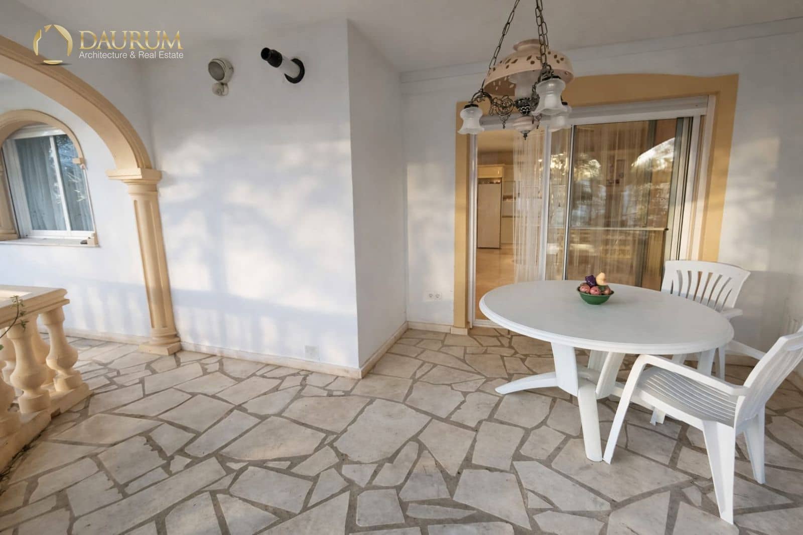 4 makuuhuone Huvila myytävänä paikassa Barranco Hondo mukana uima-altaan 
autotalli - 550 000 € (Ref: 9665261)