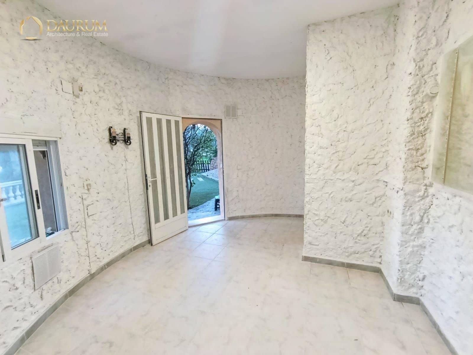 4 makuuhuone Huvila myytävänä paikassa Barranco Hondo mukana uima-altaan 
autotalli - 550 000 € (Ref: 9665261)