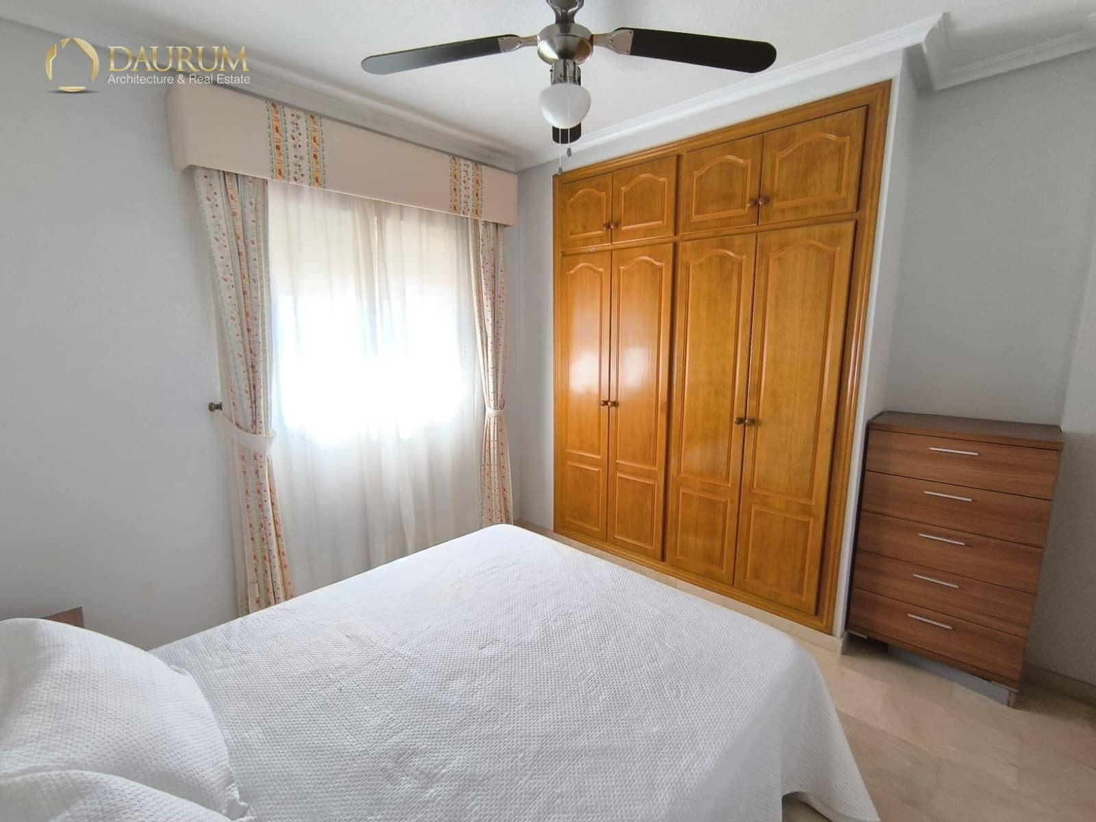 4 chambre Maison de Ville à vendre à Santa Pola avec piscine garage - 245 000 € (Ref: 9672084)