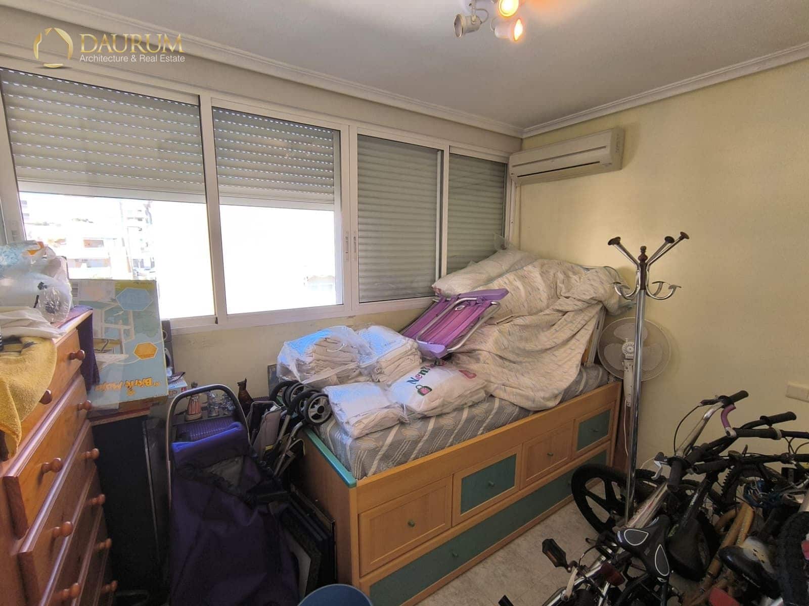 4 chambre Maison de Ville à vendre à Santa Pola avec piscine garage - 245 000 € (Ref: 9672084)