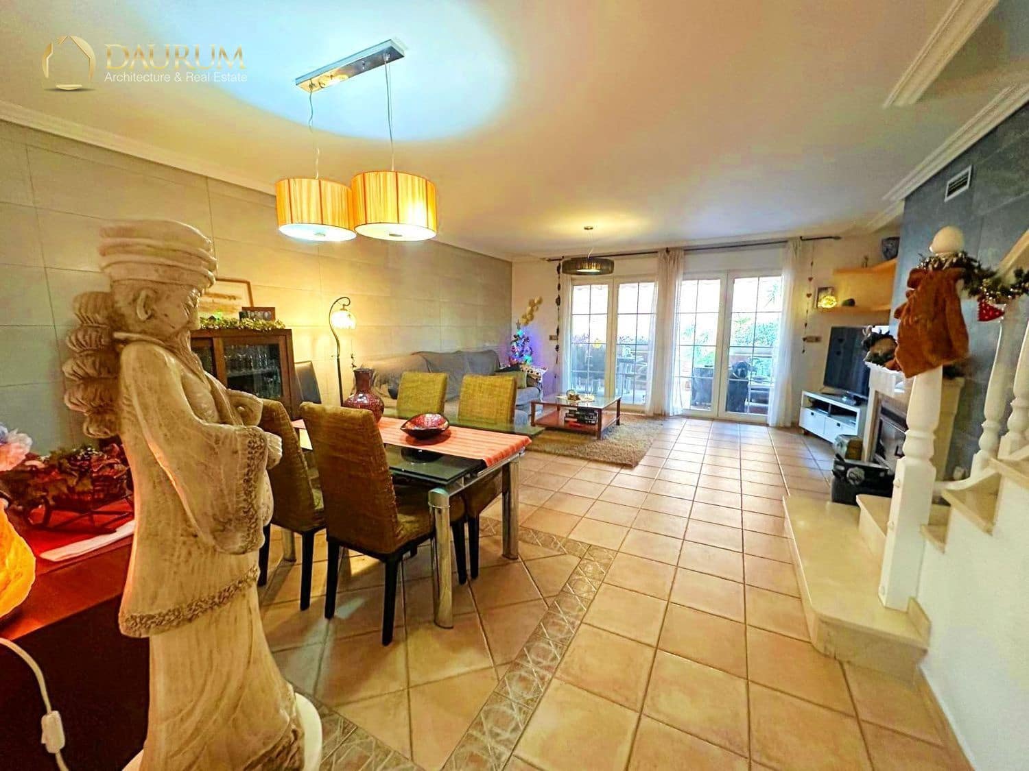 3 slaapkamer Huis te koop in Alicante stad met zwembad garage - € 460.000 (Ref: 9672085)