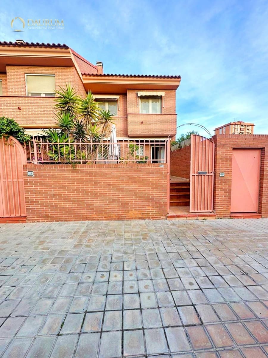 3 slaapkamer Huis te koop in Alicante stad met zwembad garage - € 460.000 (Ref: 9672085)