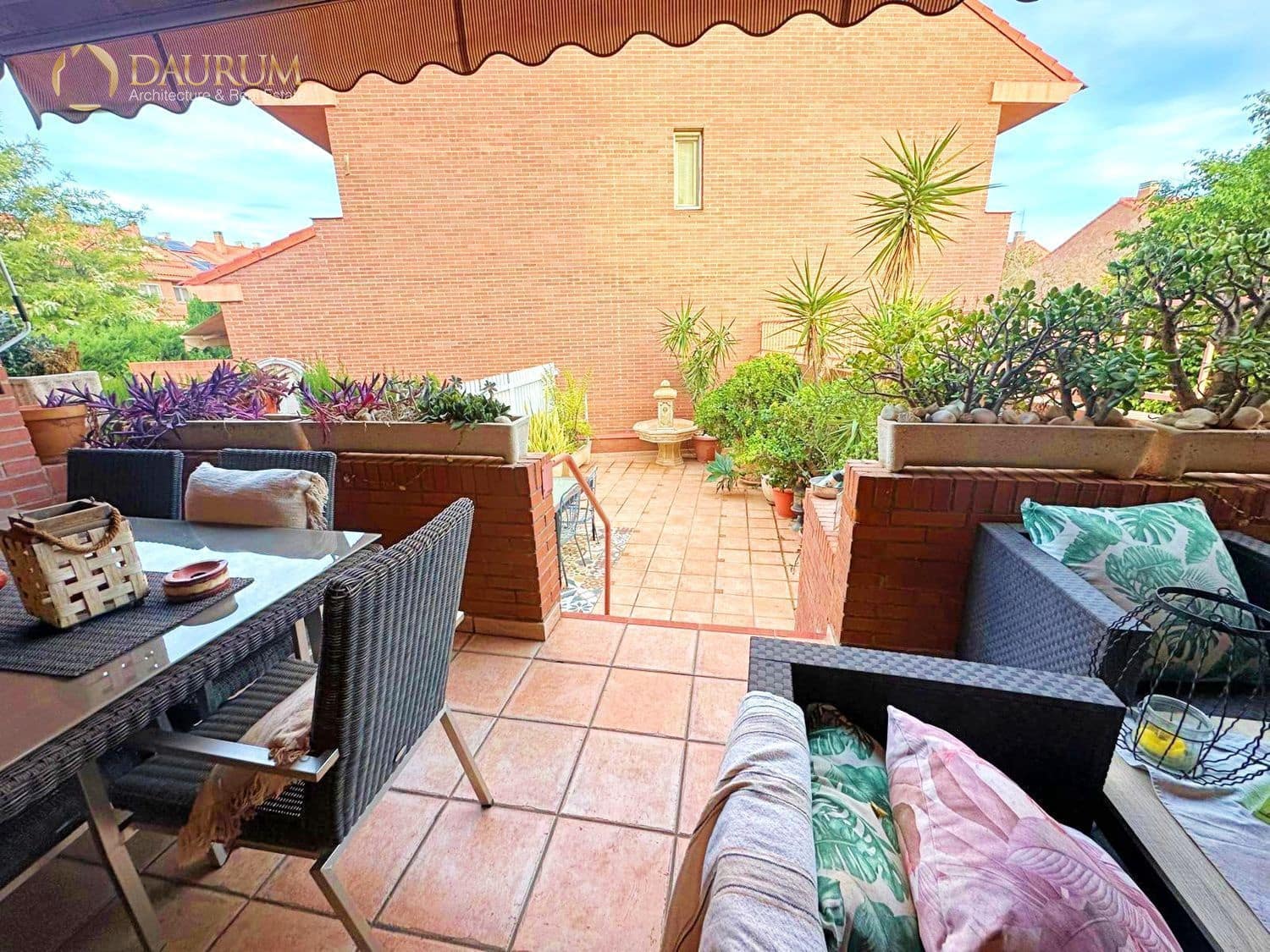 3 slaapkamer Huis te koop in Alicante stad met zwembad garage - € 460.000 (Ref: 9672085)