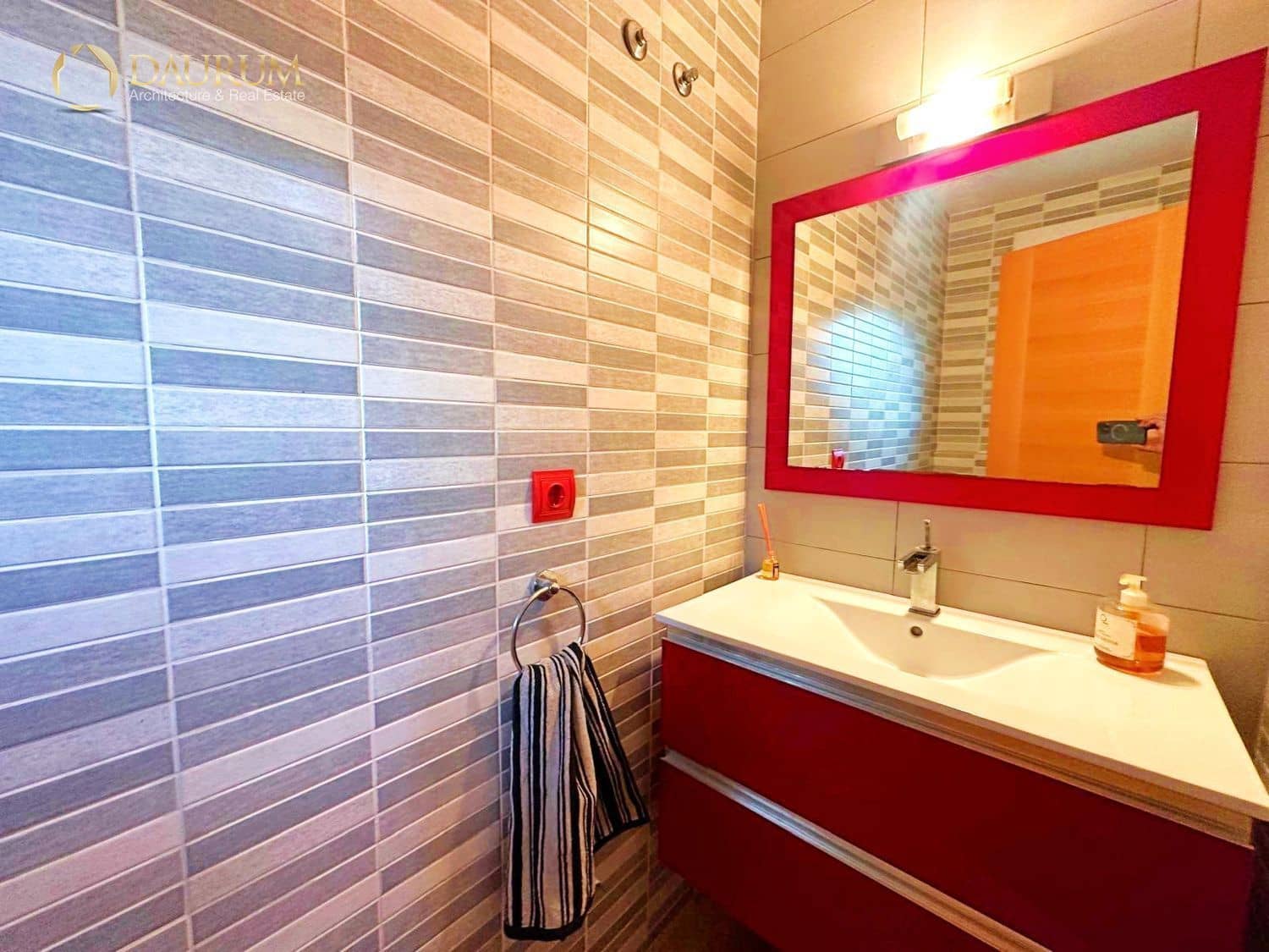 3 slaapkamer Huis te koop in Alicante stad met zwembad garage - € 460.000 (Ref: 9672085)