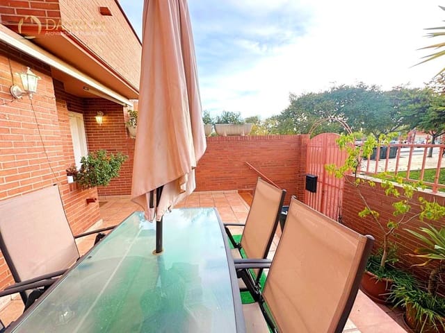 3 soverom Hus til salgs i Divina Pastora, Alicante by - € 460 000 (Ref: 9672085)