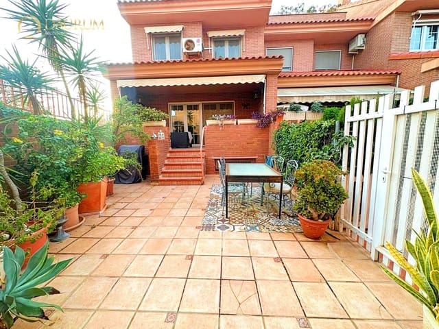 3 soverom Hus til salgs i Divina Pastora, Alicante by - € 460 000 (Ref: 9672085)