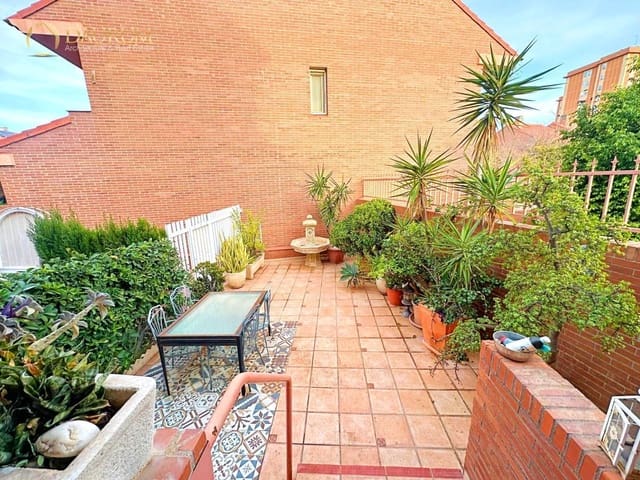 3 soverom Hus til salgs i Divina Pastora, Alicante by - € 460 000 (Ref: 9672085)