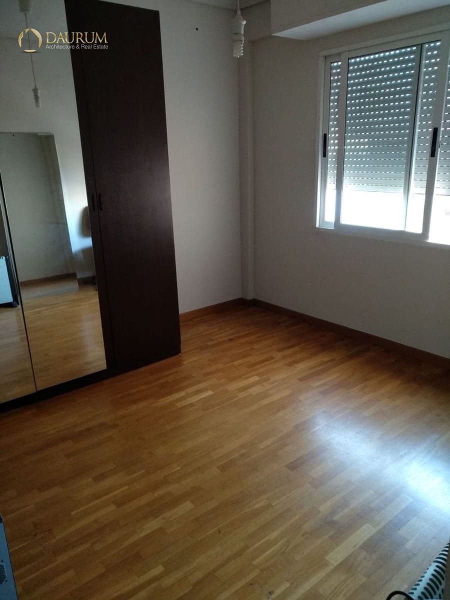 3 Zimmer Wohnung zu verkaufen in Elche / Elx mit Garage - 130.000 € (Ref: 9674803)