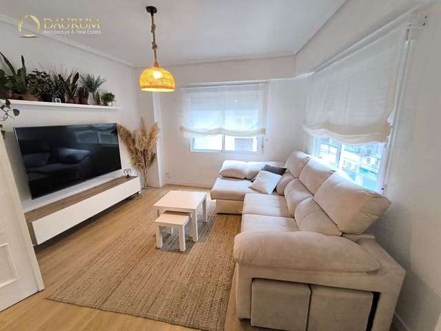 Piso de 2 habitaciones en Mercado, Alicante / Alacant ciudad en venta - 250.000 € (Ref: 9675930)