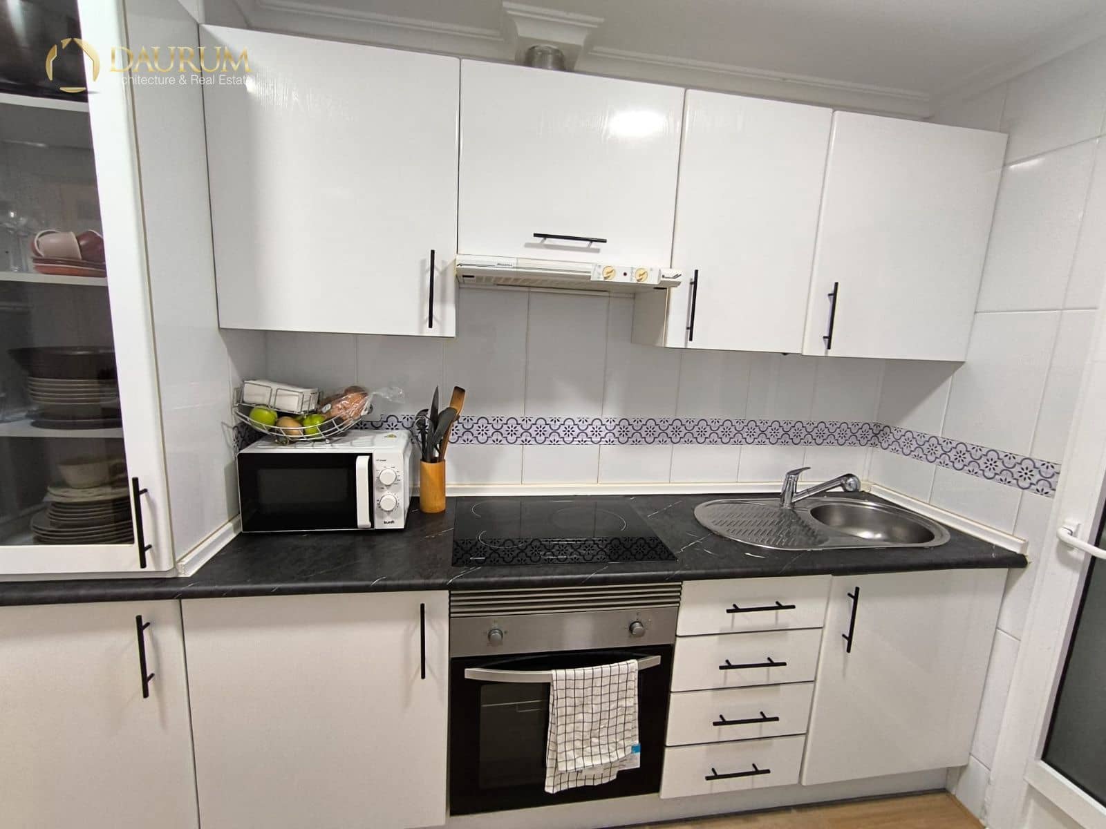 Piso de 2 habitaciones en Alicante / Alacant ciudad en venta - 250.000 € (Ref: 9675930)