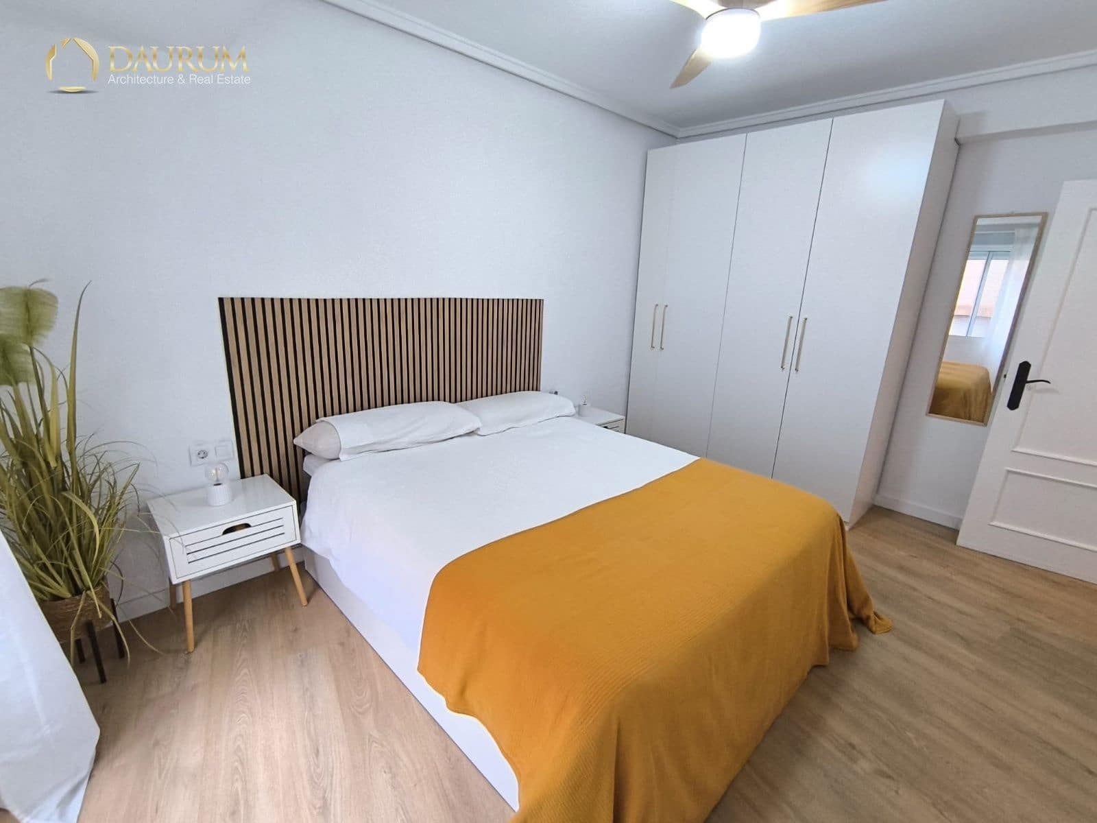 Piso de 2 habitaciones en Alicante / Alacant ciudad en venta - 250.000 € (Ref: 9675930)