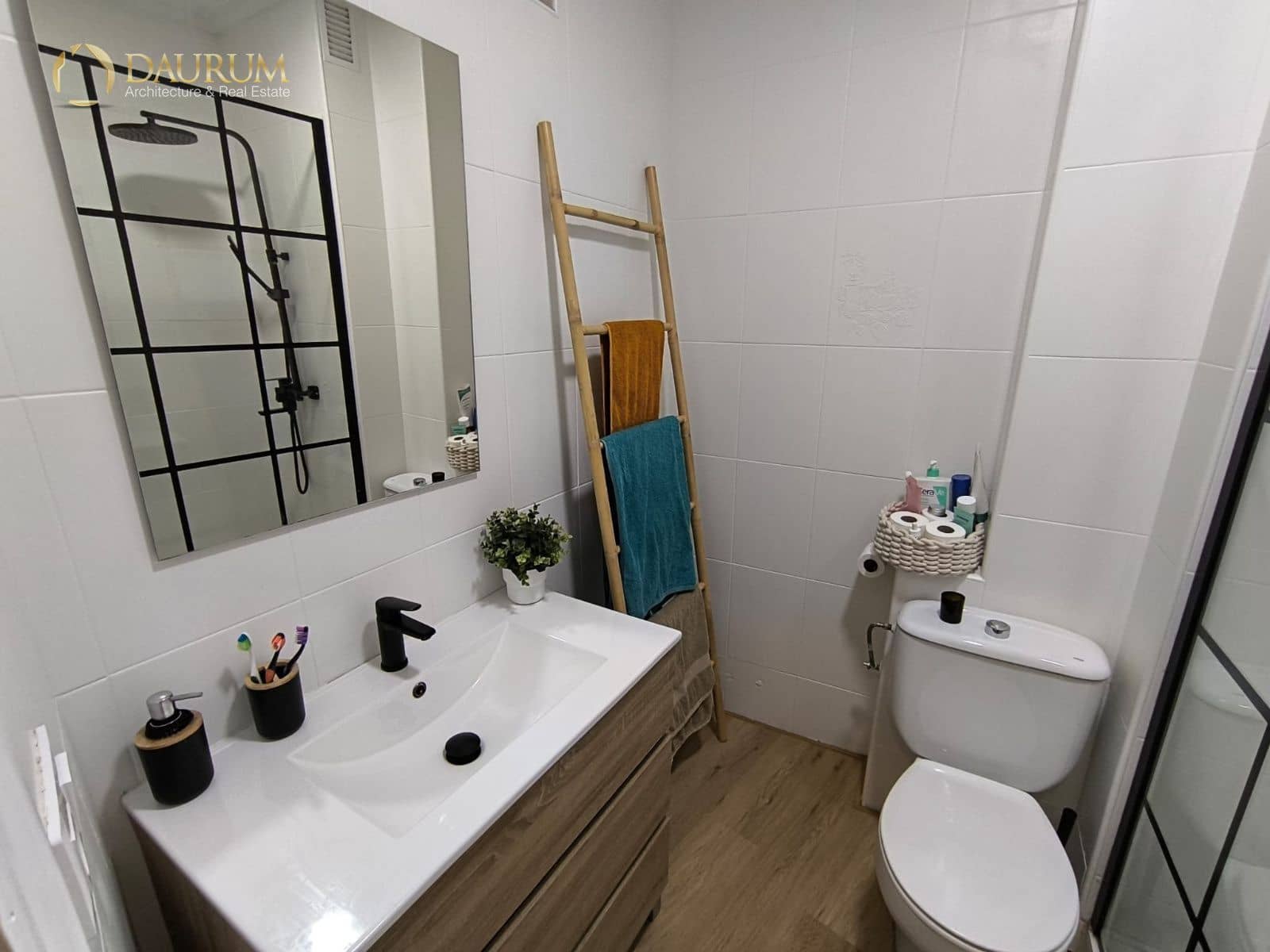 Piso de 2 habitaciones en Alicante / Alacant ciudad en venta - 250.000 € (Ref: 9675930)