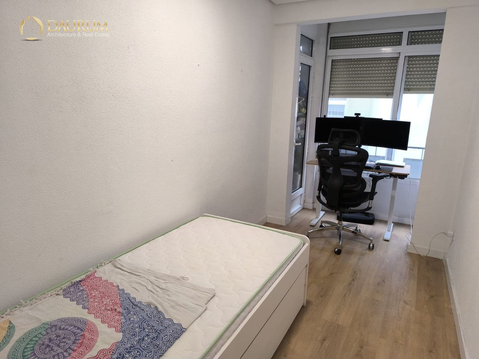 Piso de 2 habitaciones en Alicante / Alacant ciudad en venta - 250.000 € (Ref: 9675930)