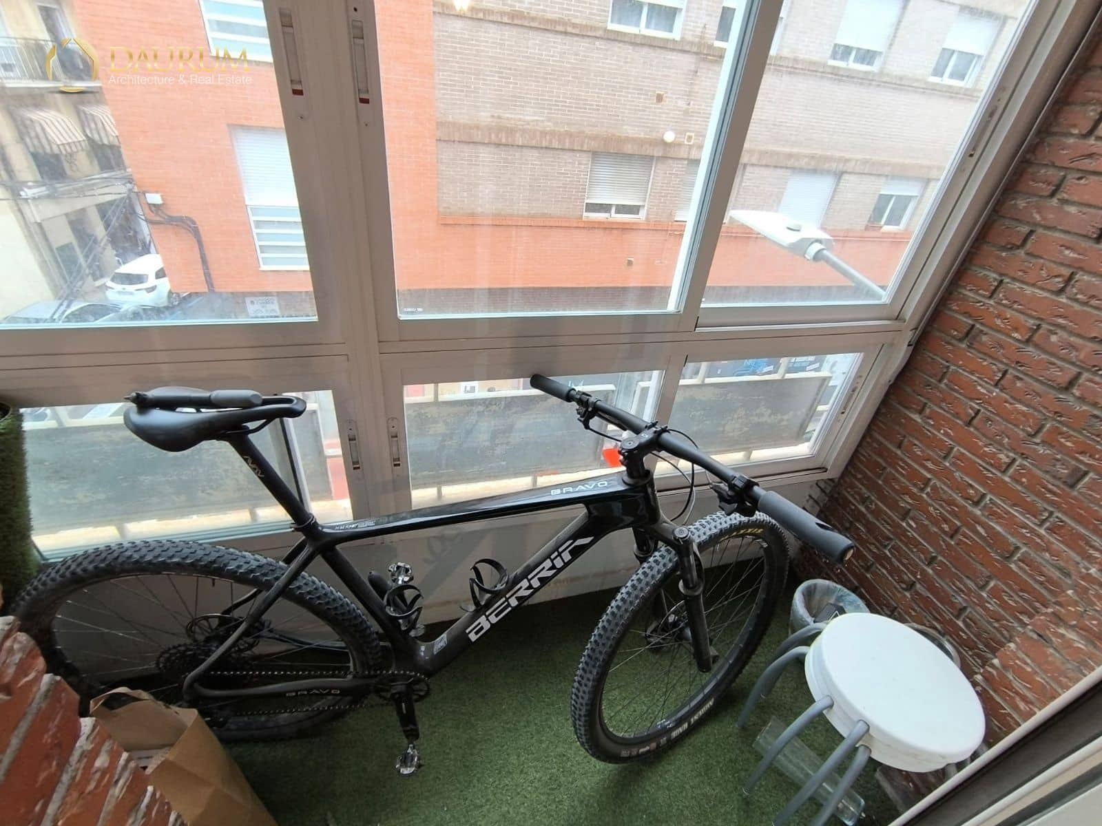 Piso de 2 habitaciones en Alicante / Alacant ciudad en venta - 250.000 € (Ref: 9675930)