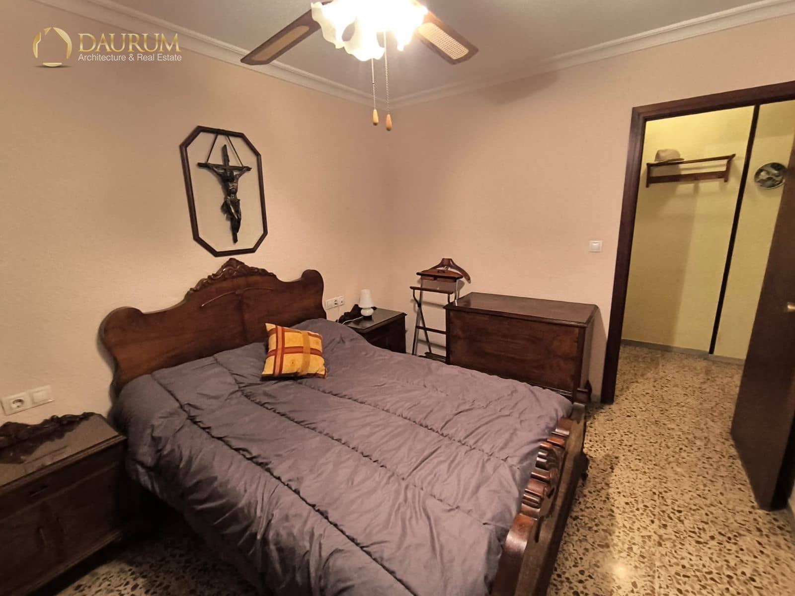 Piso de 3 habitaciones en Alicante / Alacant ciudad en venta con garaje - 186.000 € (Ref: 9675931)