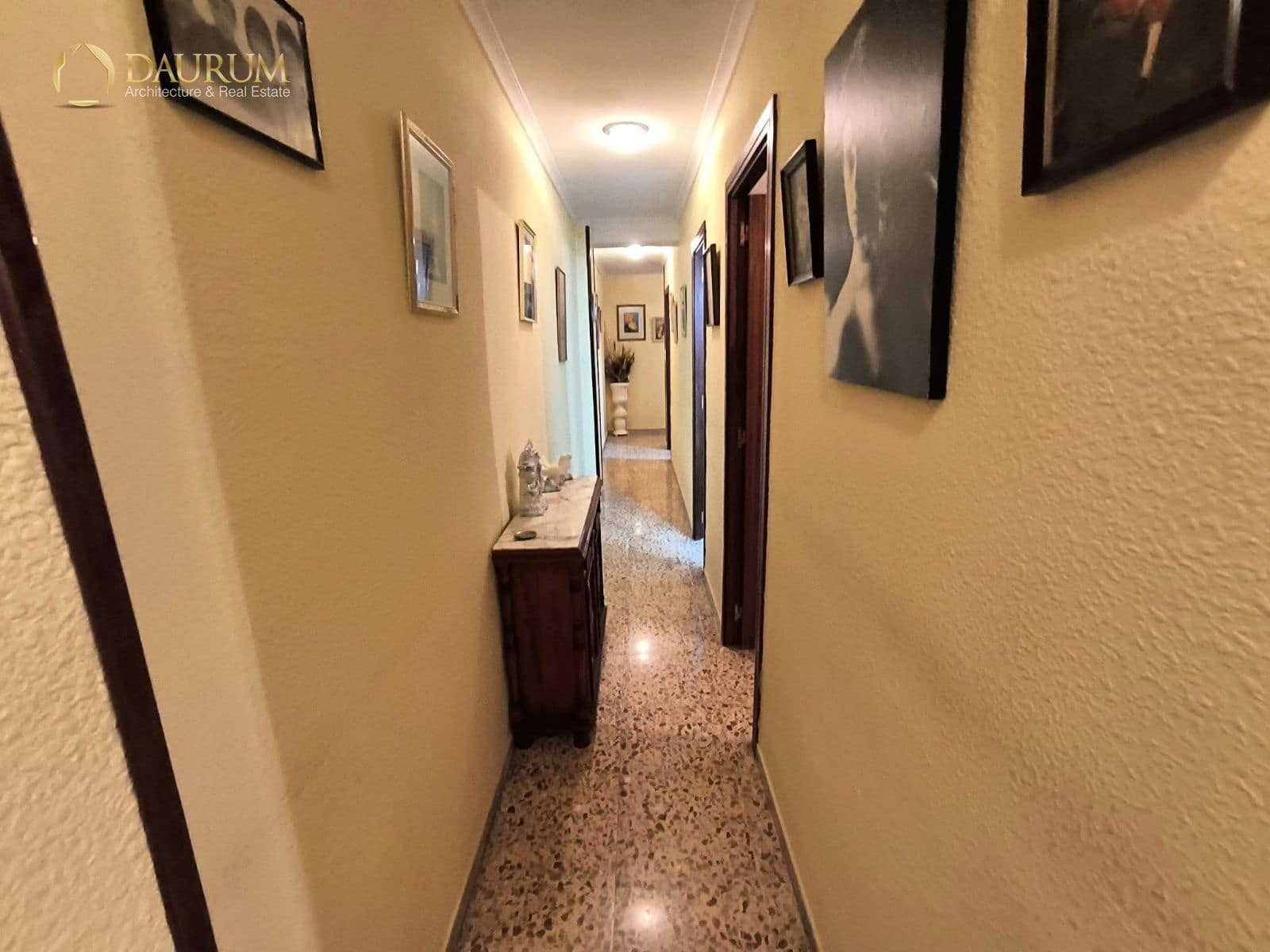 Piso de 3 habitaciones en Alicante / Alacant ciudad en venta con garaje - 186.000 € (Ref: 9675931)