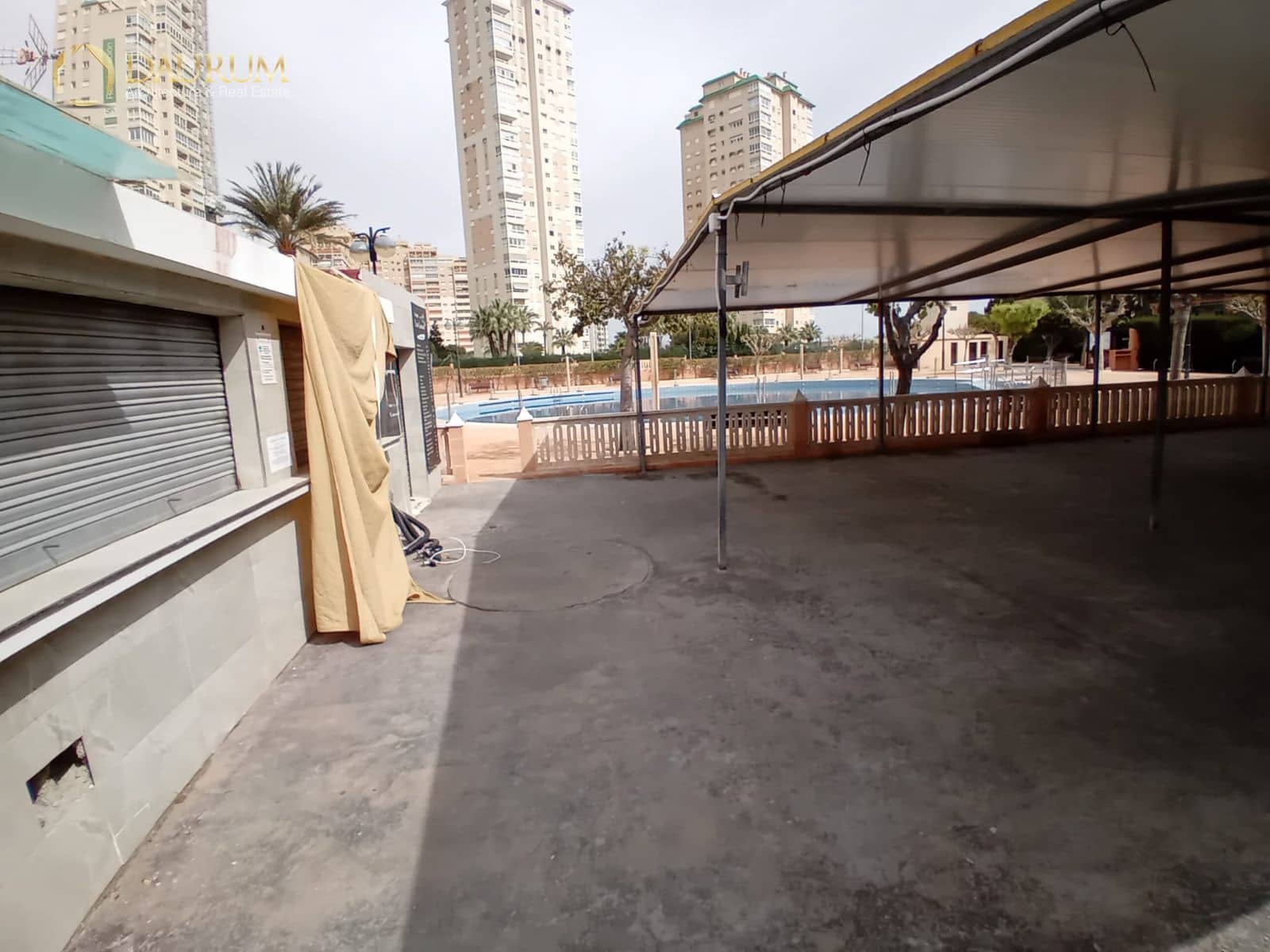 Flat for sale in Playa de Muchavista with pool - € 199,000 (Ref: 9685768)