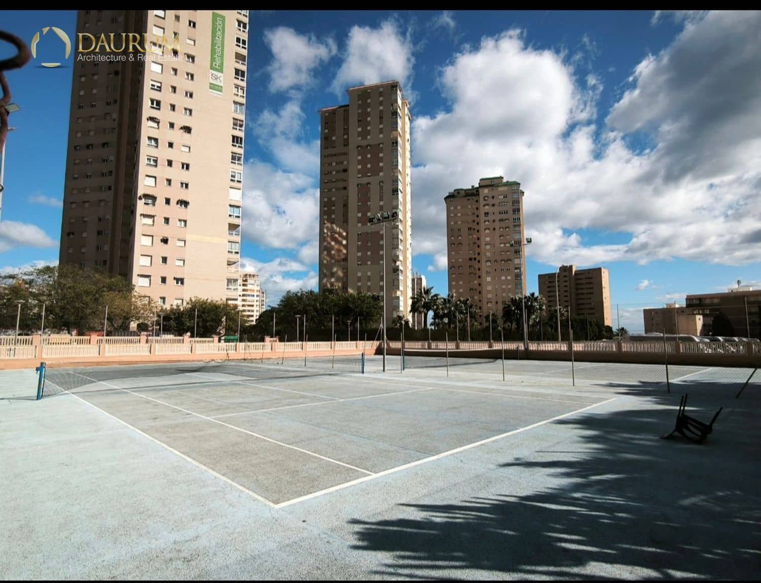 Flat for sale in Playa de Muchavista with pool - € 199,000 (Ref: 9685768)