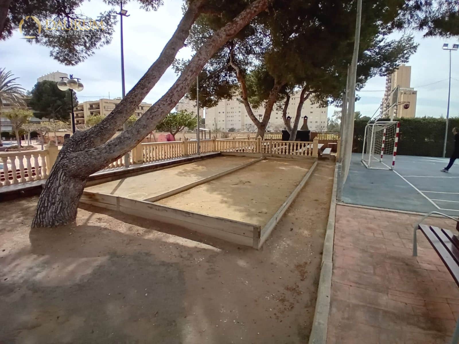 Flat for sale in Playa de Muchavista with pool - € 199,000 (Ref: 9685768)