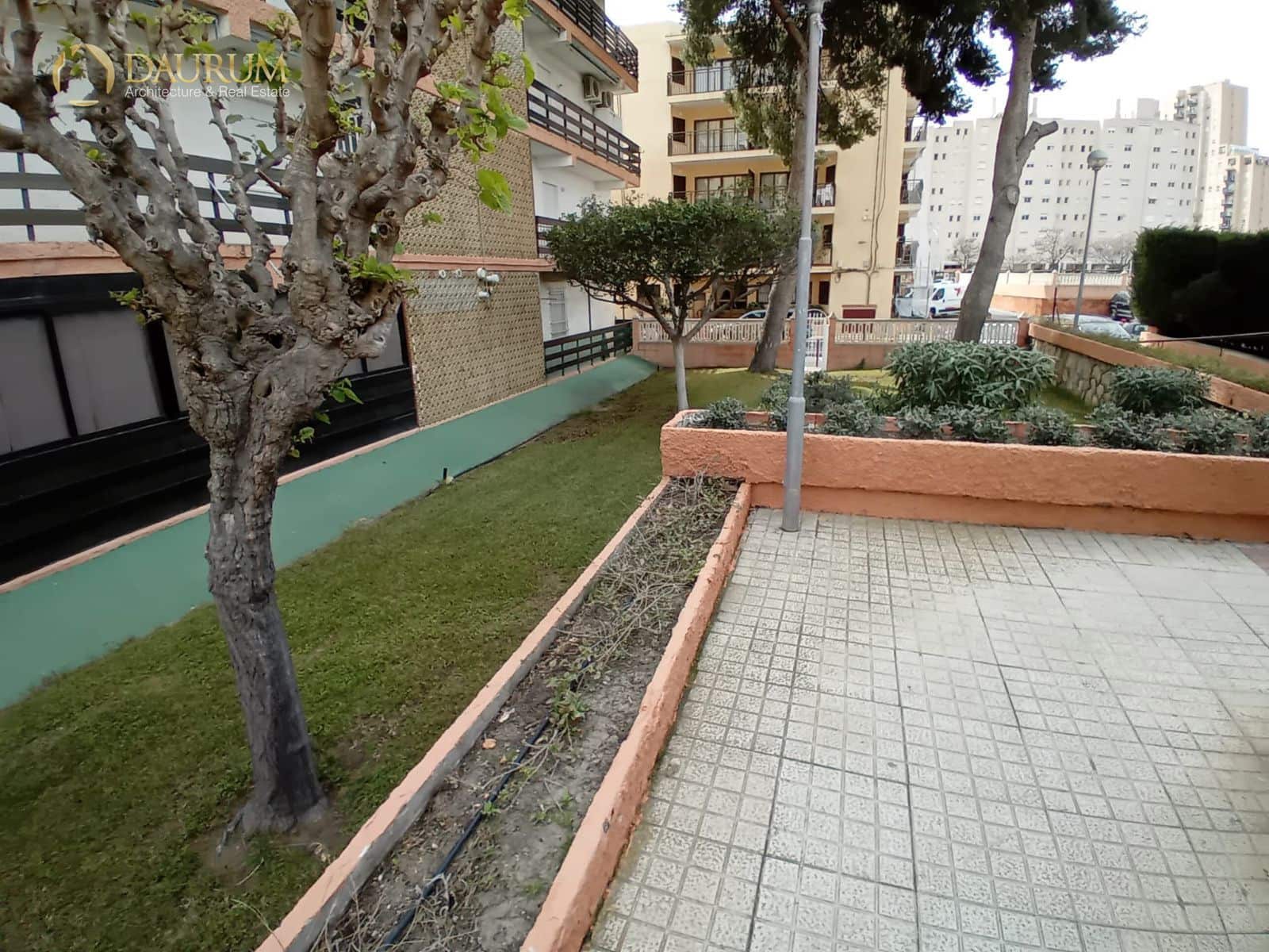 Flat for sale in Playa de Muchavista with pool - € 199,000 (Ref: 9685768)